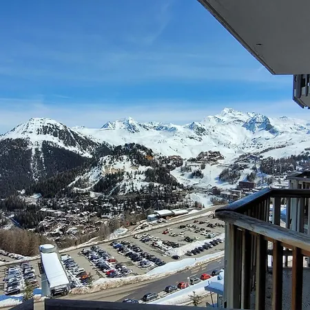Agreable Avec Acces Direct Aux Pistes Et Coin Montagne - Fr-1-181-2583 *