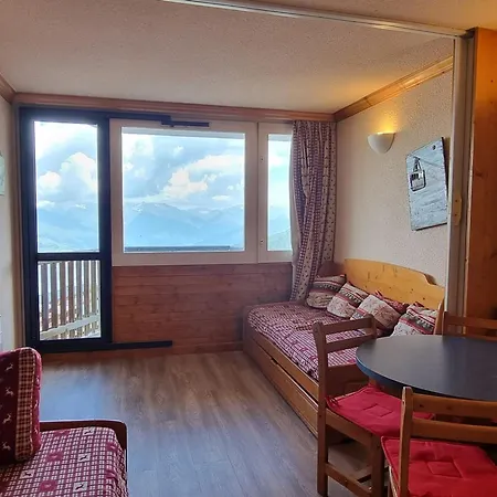 Agreable Avec Acces Direct Aux Pistes Et Coin Montagne - Fr-1-181-2583 Apartment *